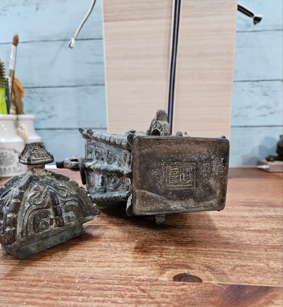 中国古銅 青銅器 環耳付き角壺 在銘 置物 オブジェ 中国古美術 時代物 壷