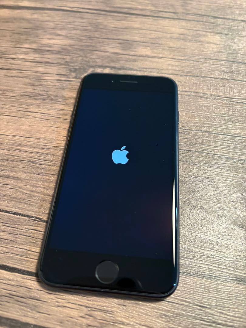 Apple iPhone SE(第3世代) 64GB