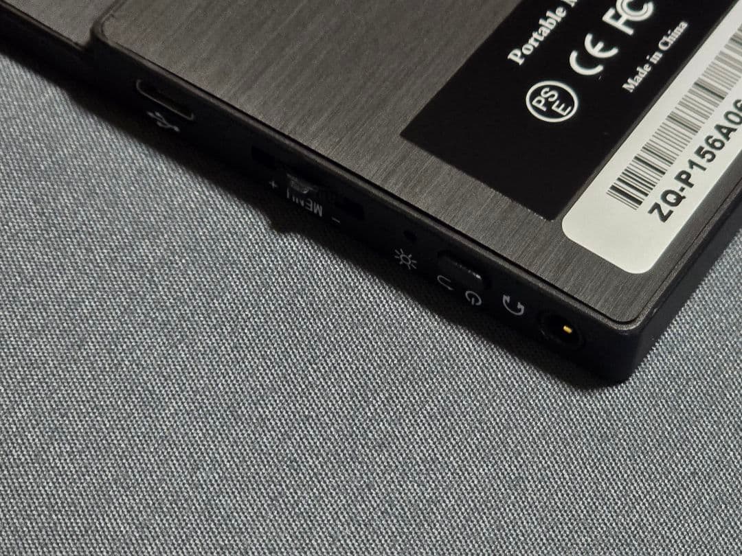 モバイルモニター 15.6インチ IPS液晶パネル軽量 薄型 持ち運び FHD