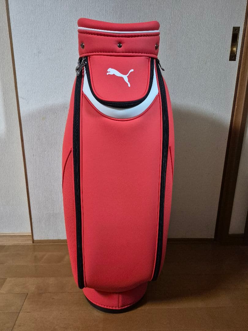 【新品未使用】PUMA ゴルフバッグ赤