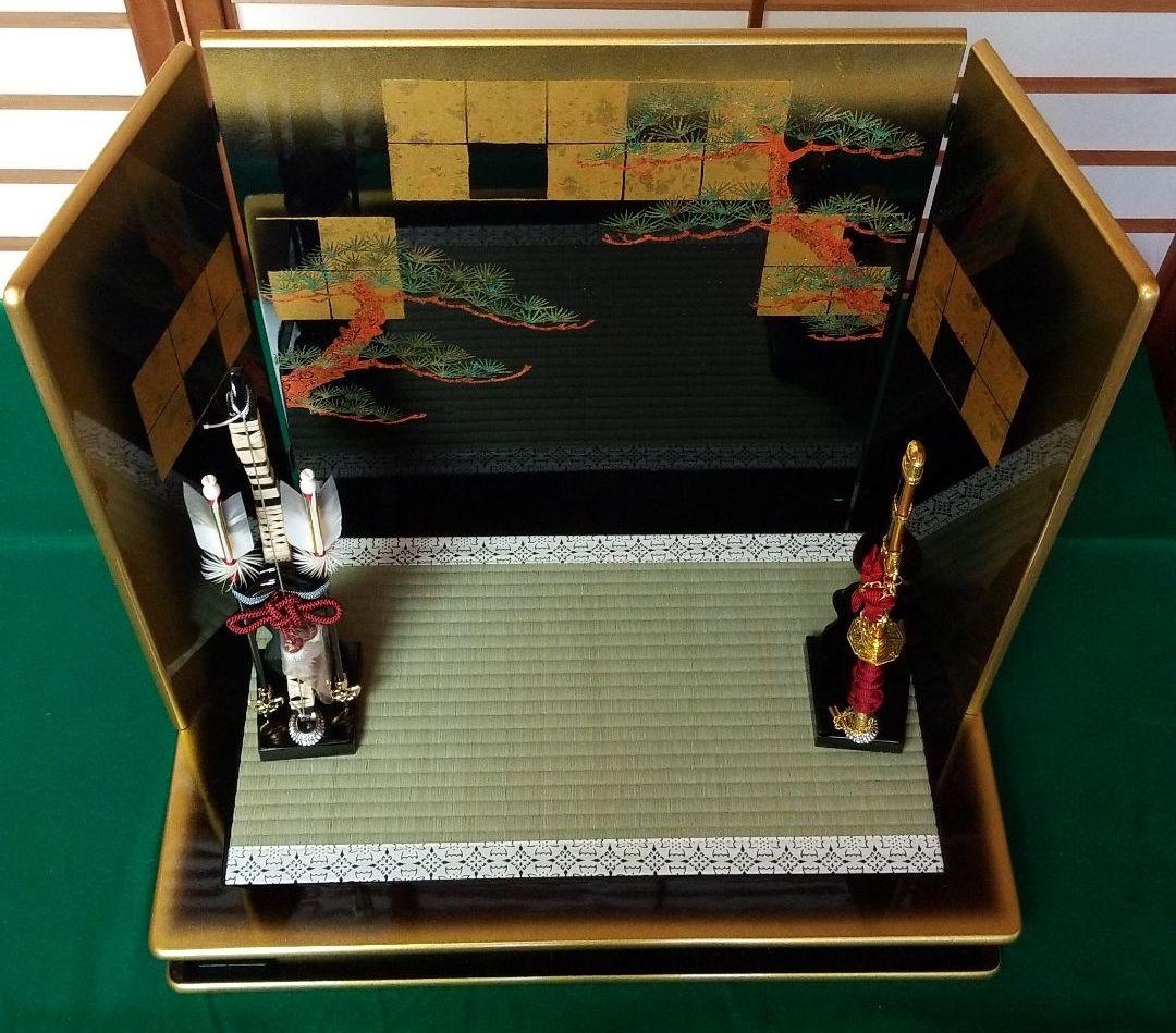 五月人形　新型金箔と松　15号