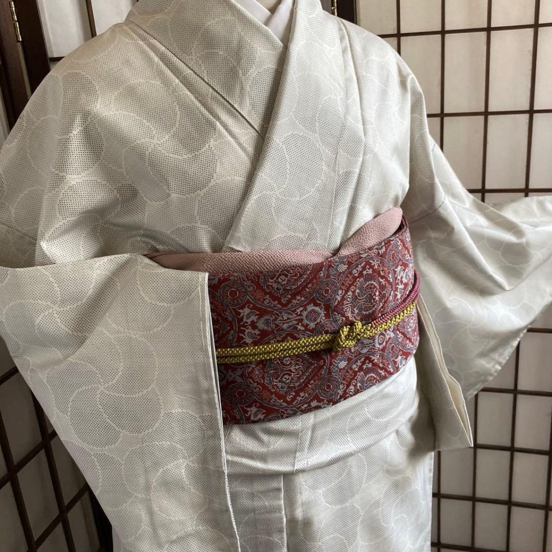 値下げ　本場大島紬　白大島　重ね梅　しつけ付き未着用　ゆったりサイズ