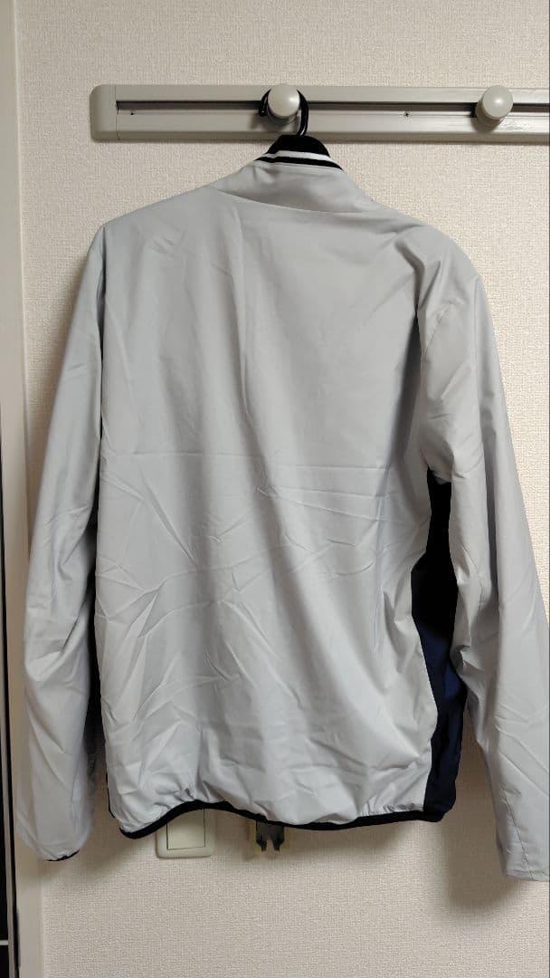 マンシングウェア　ジャケット グレ―ホワイト