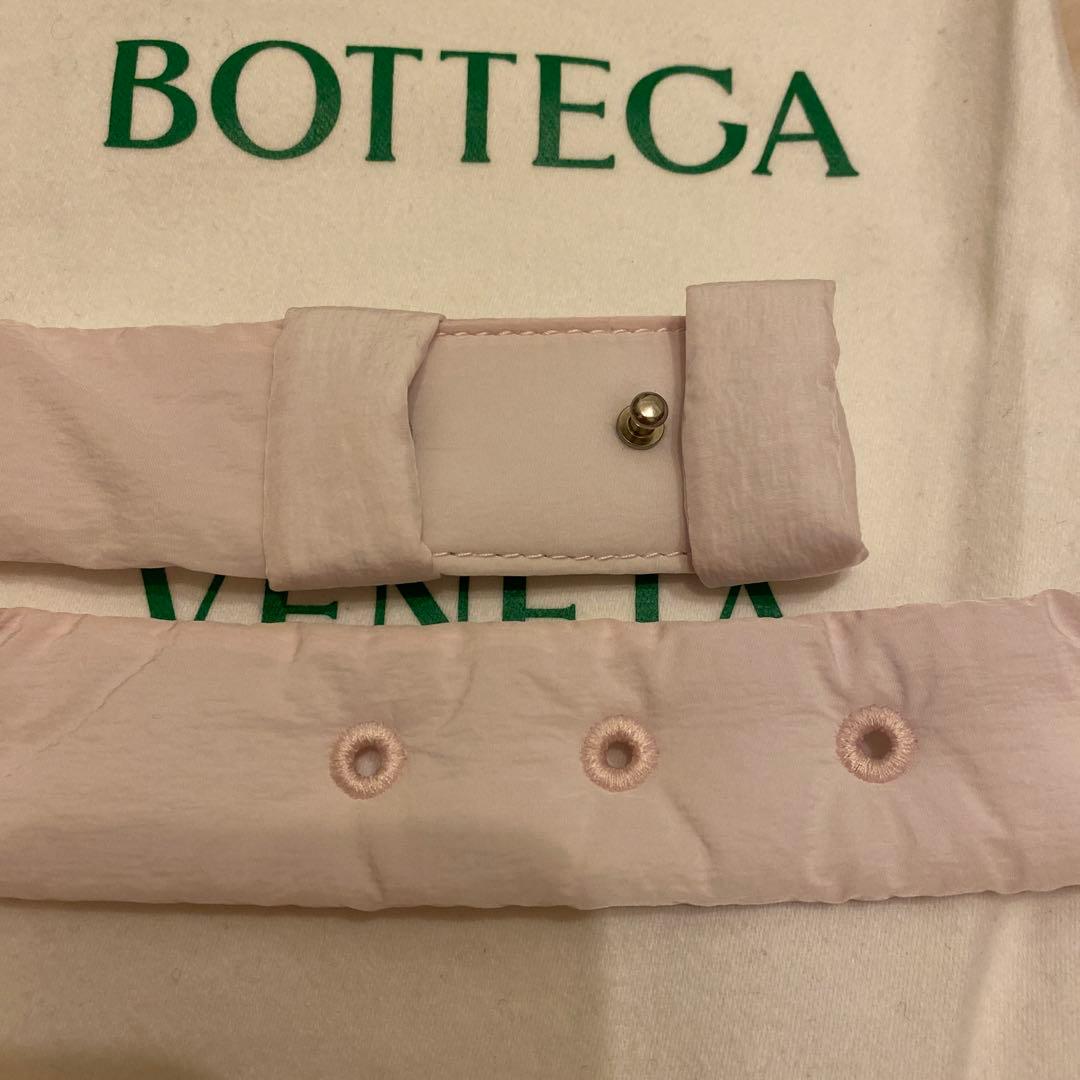 BOTTEGA VENETA ミニカセットバッグ