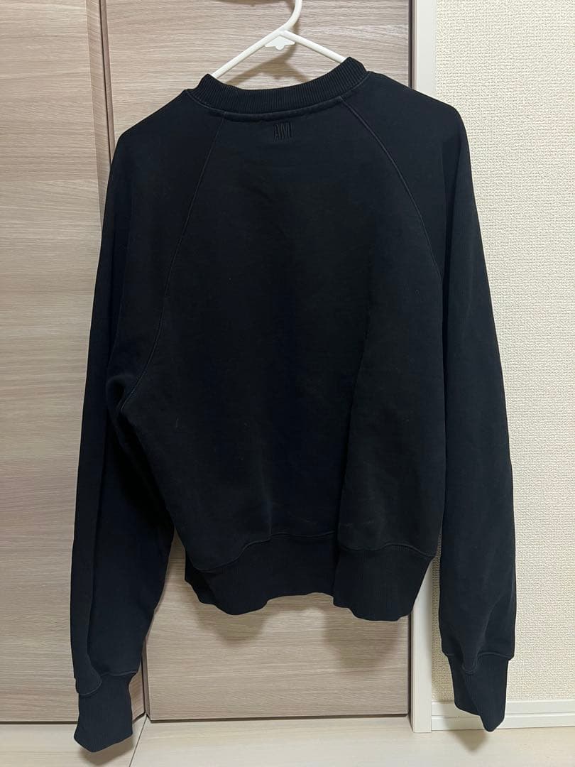 amiparis黒 トレーナー ハート刺繍