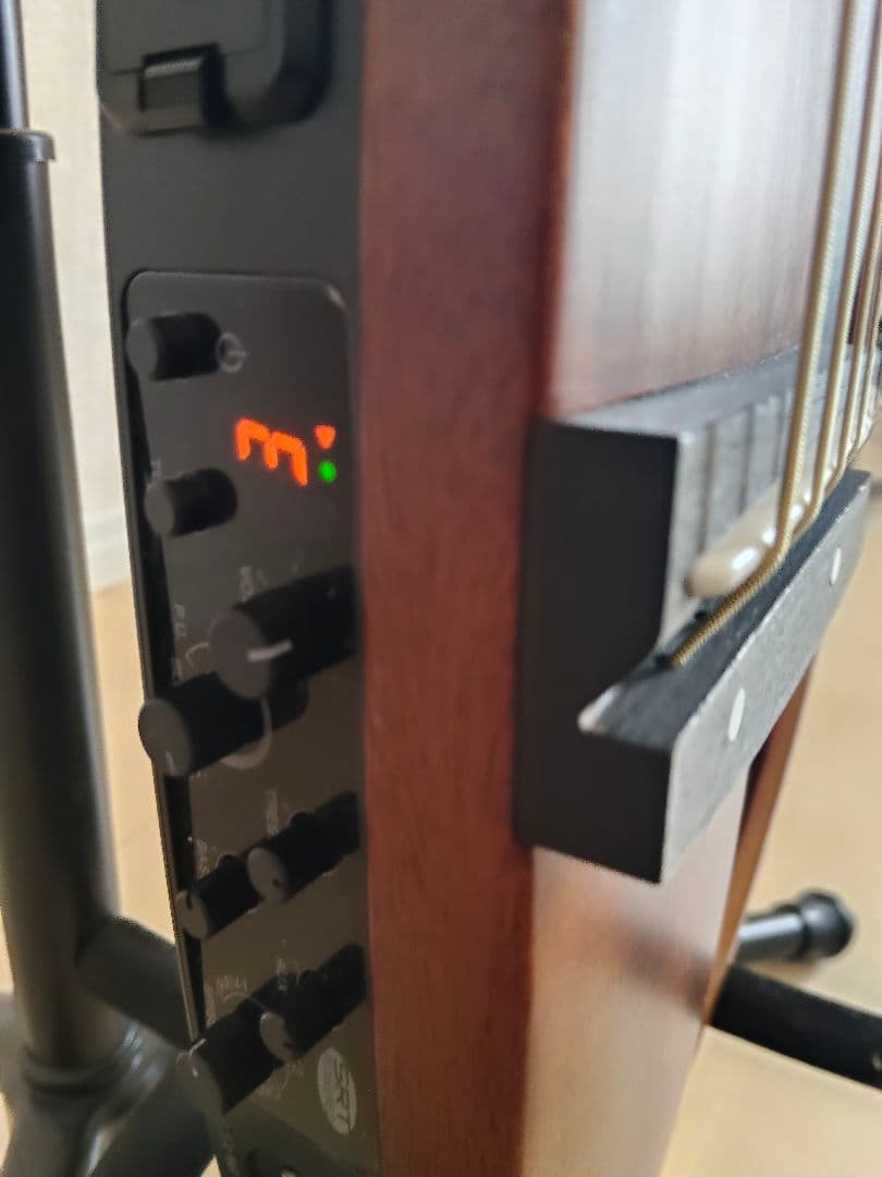 YAMAHAサイレントギター SLG200