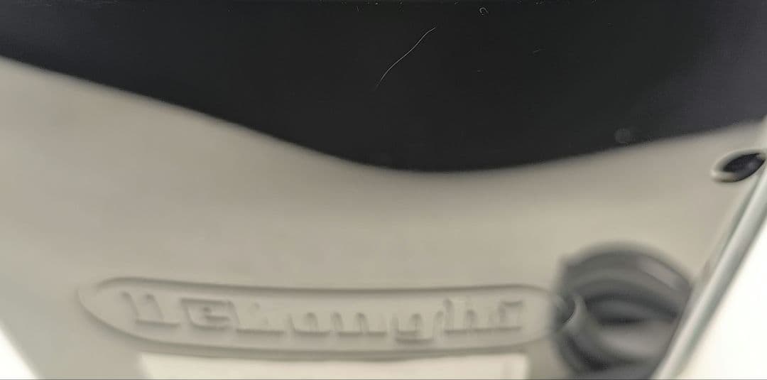 デロンギ　コンパクト全自動コーヒーマシンマグニフィカS ECAM22112B　5