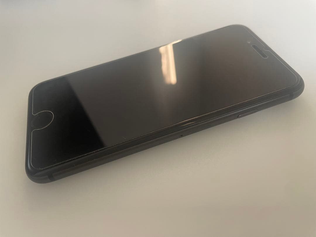 美品★ iPhone8 64GB スペースグレイ バッテリー92% SIMフリー