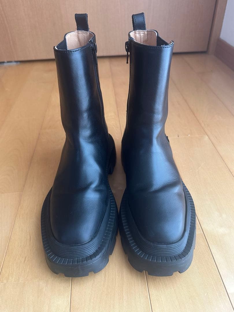【値下】美品！アトリエブルージュレザー黒サイドゴアタンクブーツS 22.5～23