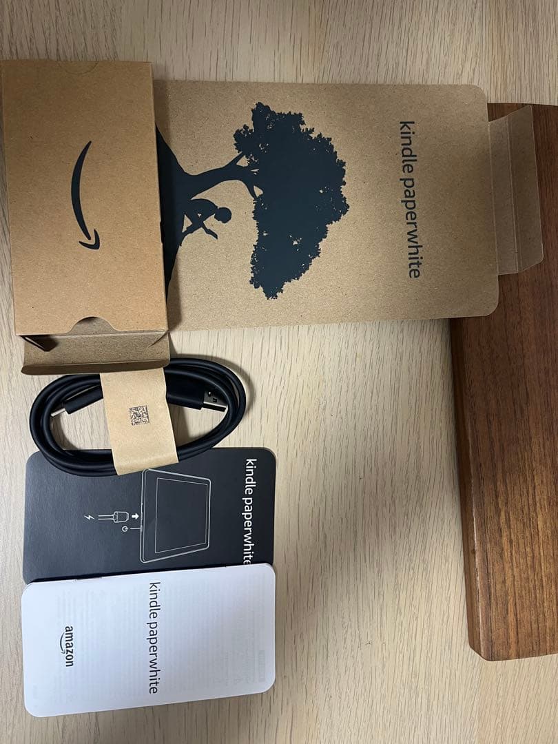 Kindle Paperwhite 第11世代 16GB ケース付き