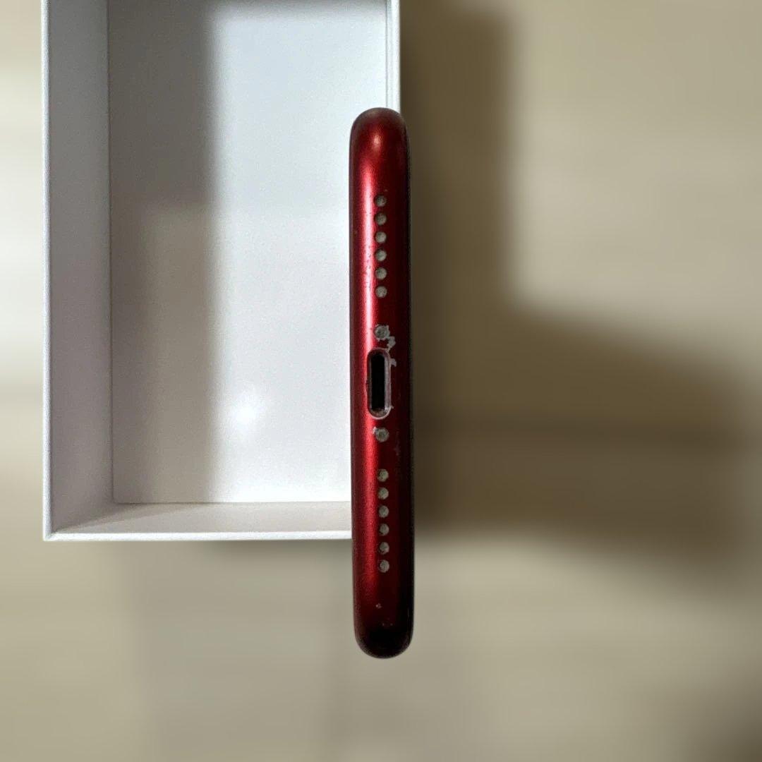 iPhone XR レッド　アイフォン