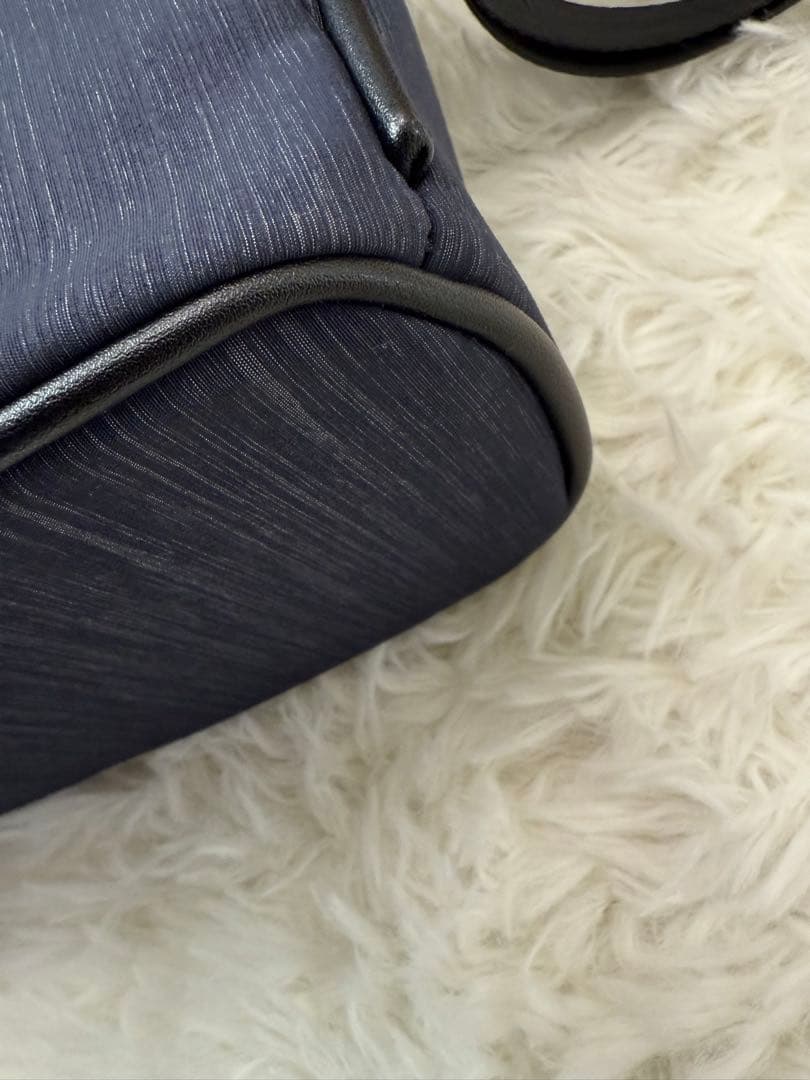 新品　タケオキクチ　ビジネスリュック　ロゴあり