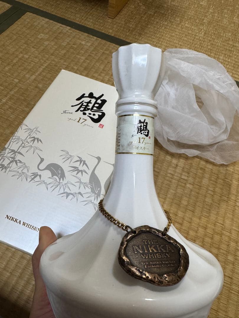 ニッカウヰスキー 鶴 aged 17 years NIKKA WHISKY