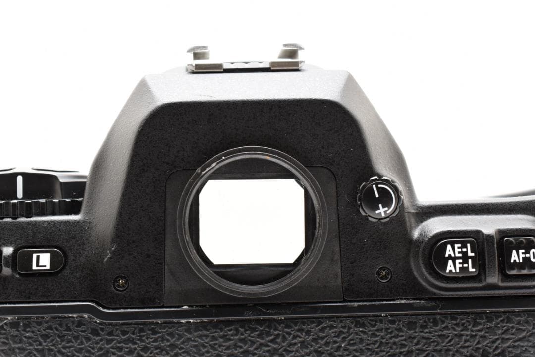 ニコン　Nikon F100 フィルムカメラボディ①