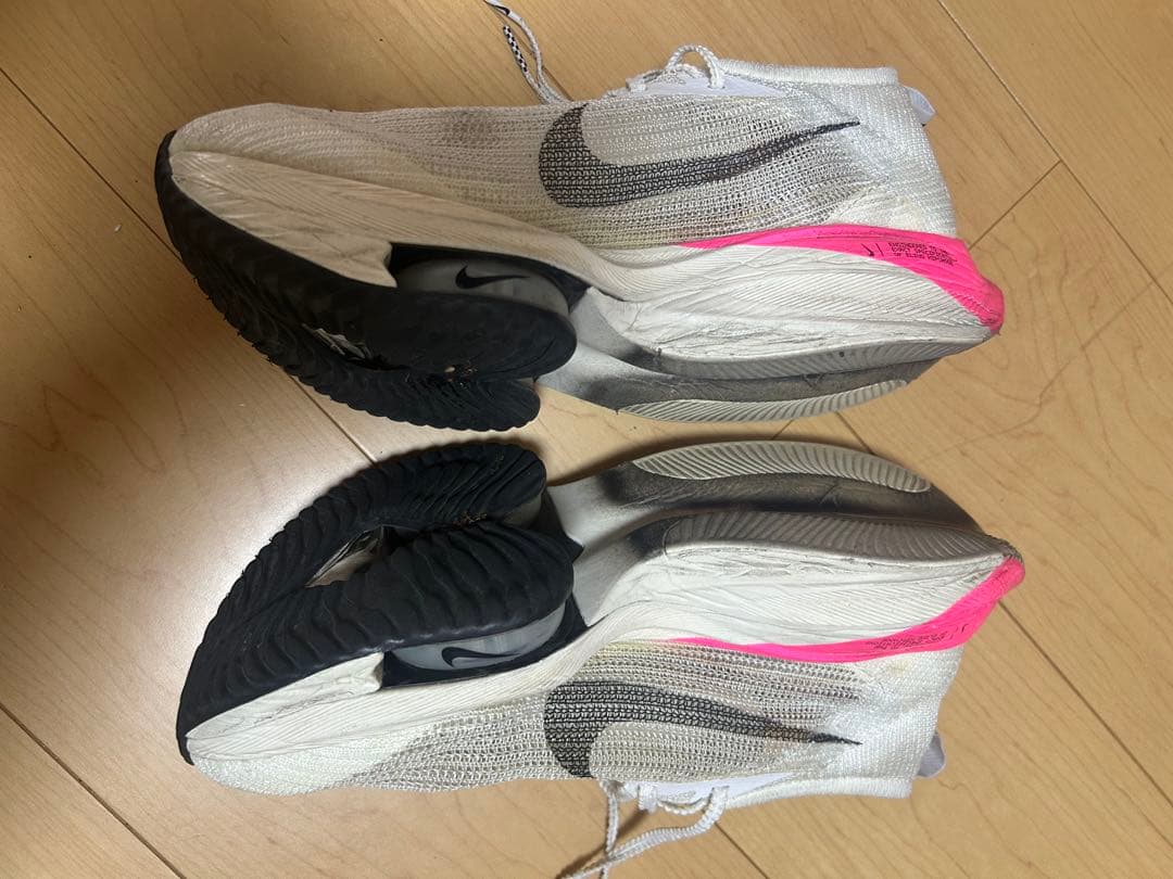 ナイキ　アルファフライ 26.5