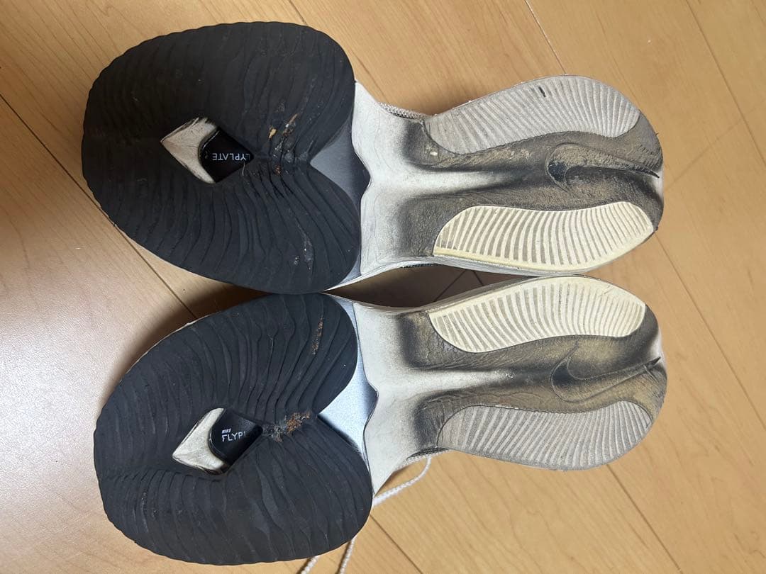 ナイキ　アルファフライ 26.5