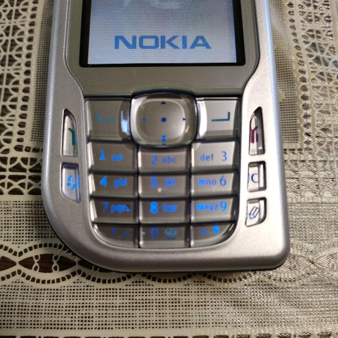\"未使用\"ノキアNOKIA携帯電話『6670』純正バッテリー、液晶保護フィルム付