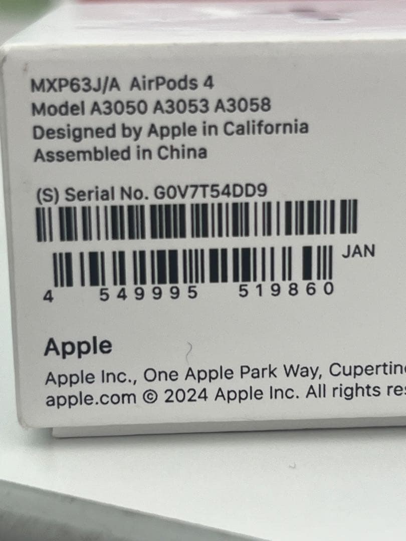 AirPods (第4世代) 本体