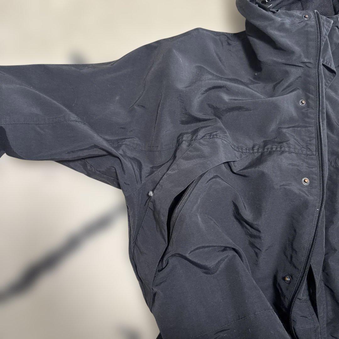 フレッドペリー 黒 ナイロンジャケット Lサイズ