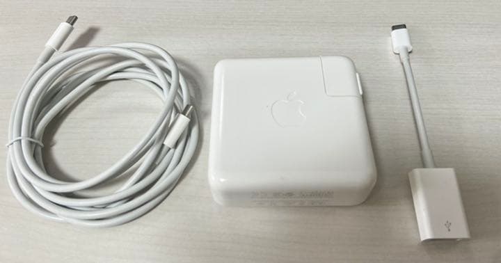 MacBook Pro 13-inch, 2017, スペースグレー