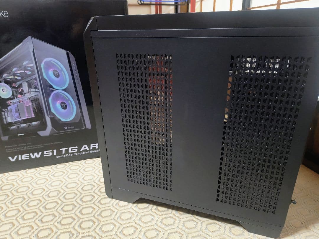 Thermaltake View 51 TG ARGB 自作PC用ケース