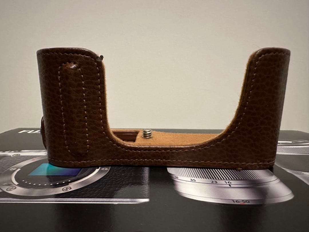 【美品】FUJIFILM X-A1 ダブルズームレンズキット ブラウン