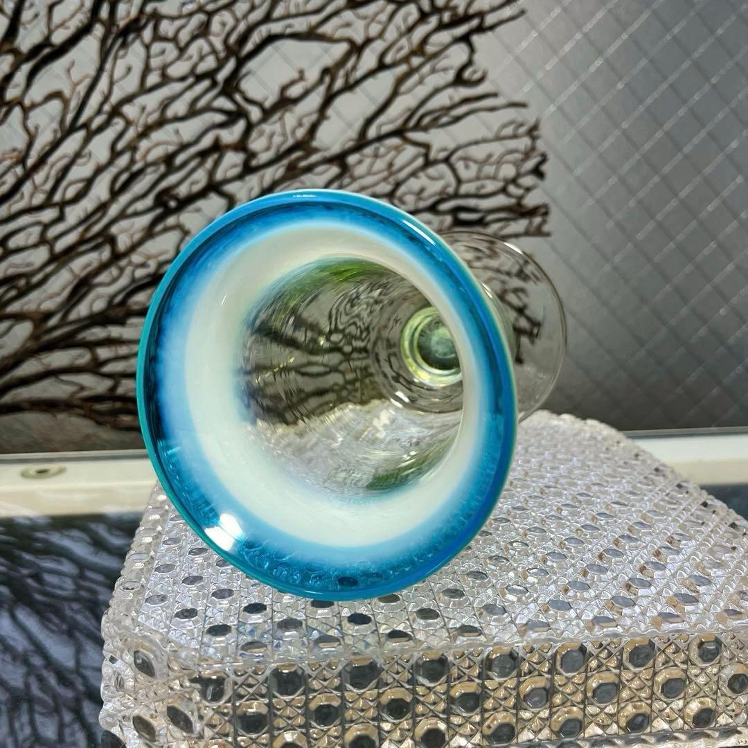 骨董　時代ガラス　超希少！　水色乳白暈し　ベル型　若草色ガラス　氷コップ