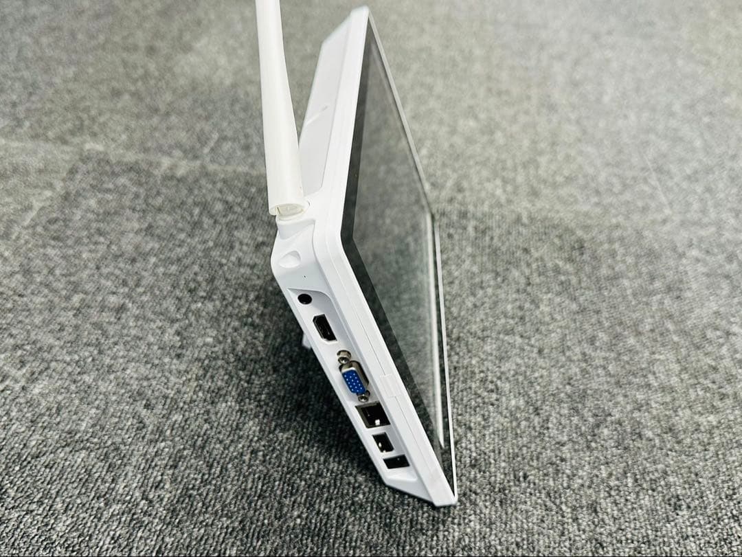 最新ワイヤレス防犯カメラ8台セット500万画素タッチパネル1TB HDD内蔵付き