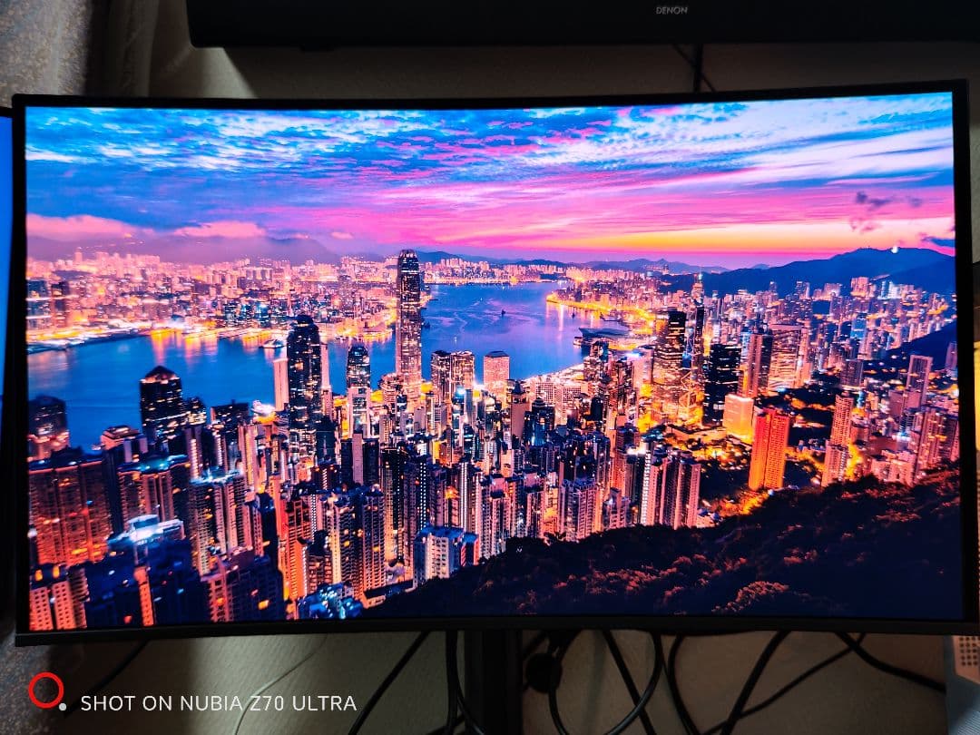 Titan Army G32T9W 32型 QD-OLED モニター　有機EL