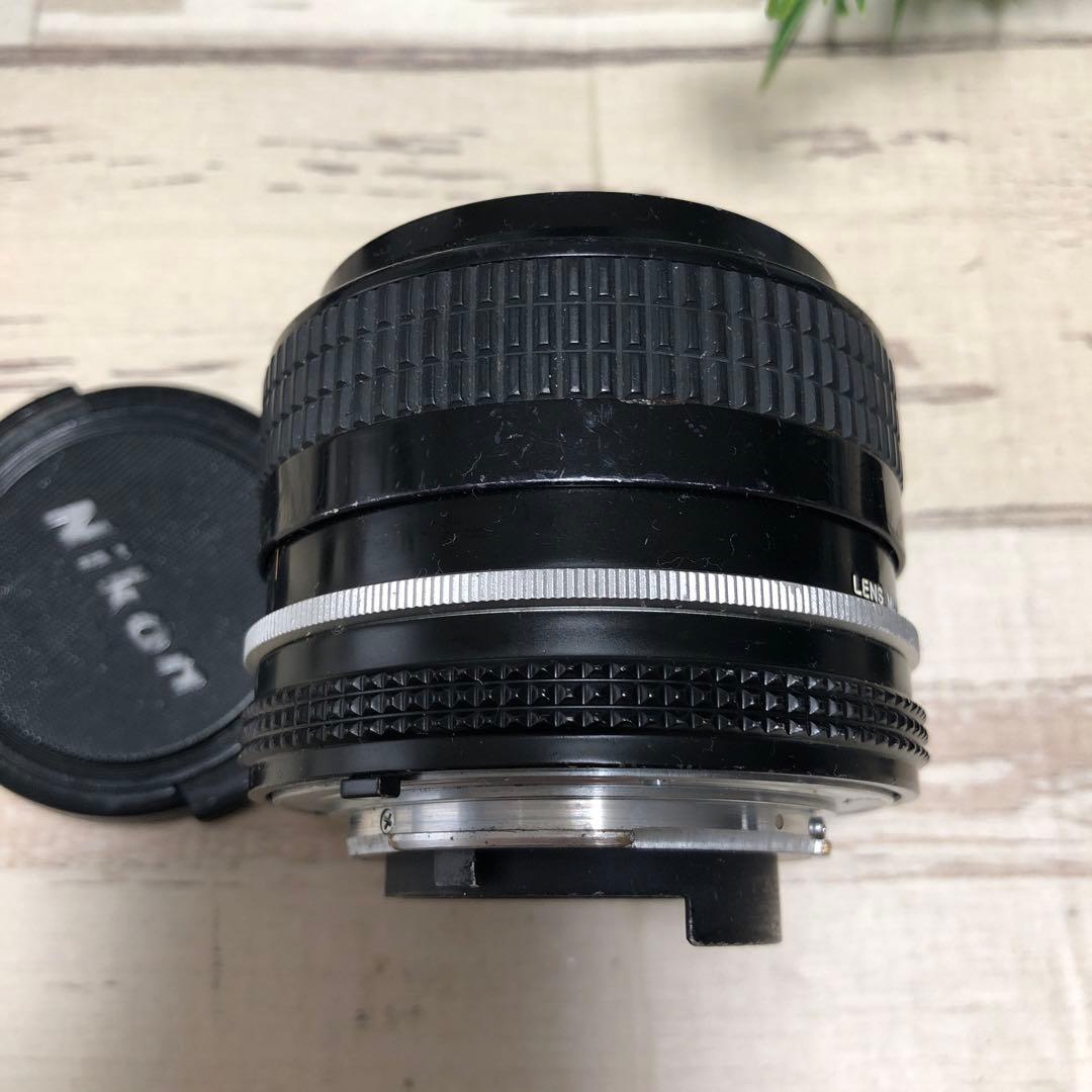 Nikon NIKKOR 24mm F2.8 単焦点レンズ