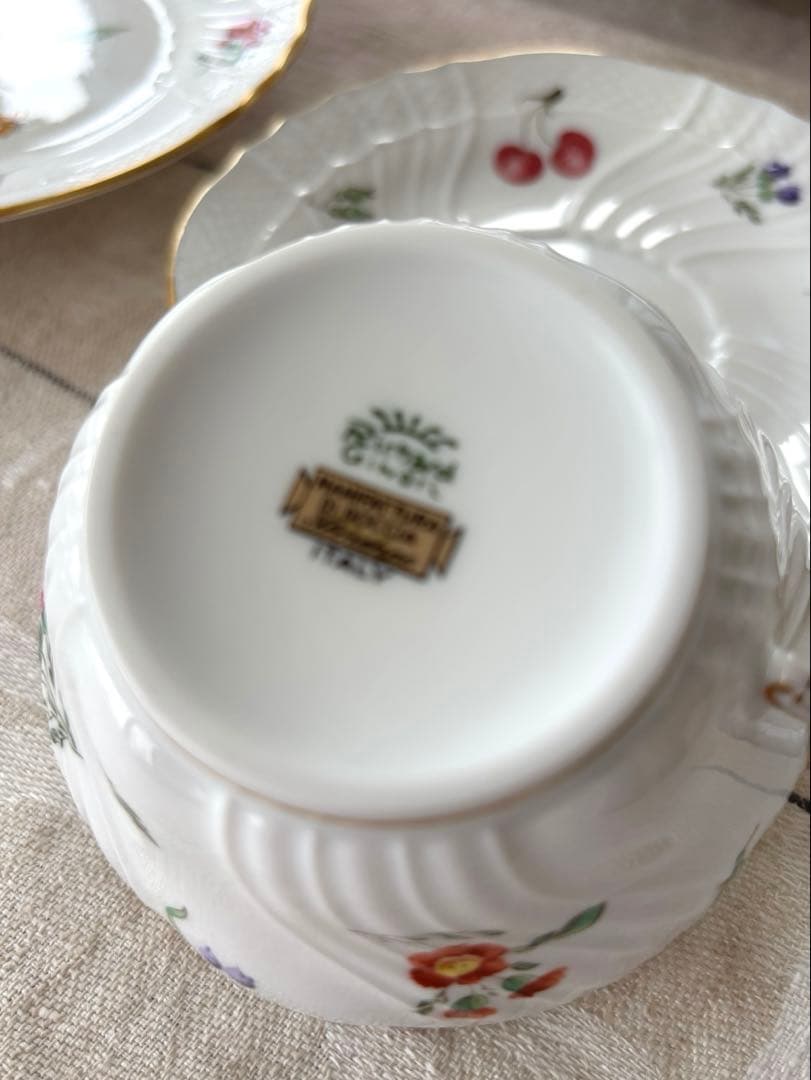 リチャードジノリ　ペルージャ　ベッキオフルーツ カップ2客&プレート４枚 計6点