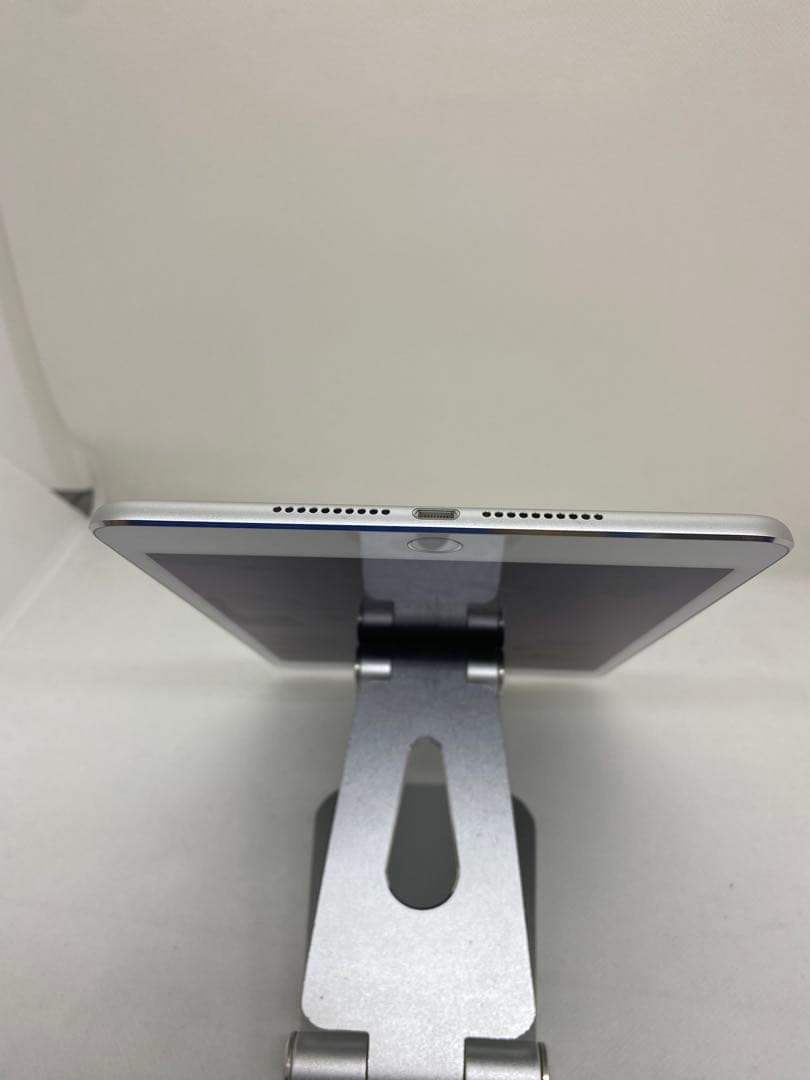 iPad本体 Ipad mini 4 16GB Wi-Fi + Cellular 95487