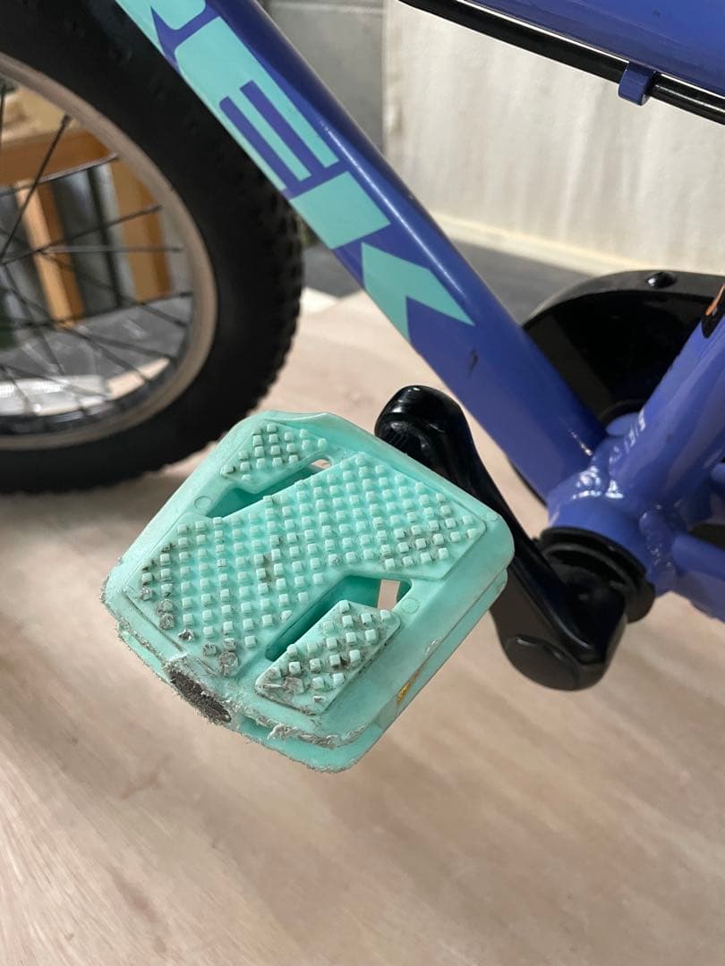 大阪府引き取り限定！トレック　子供用自転車　16インチ　室内保管