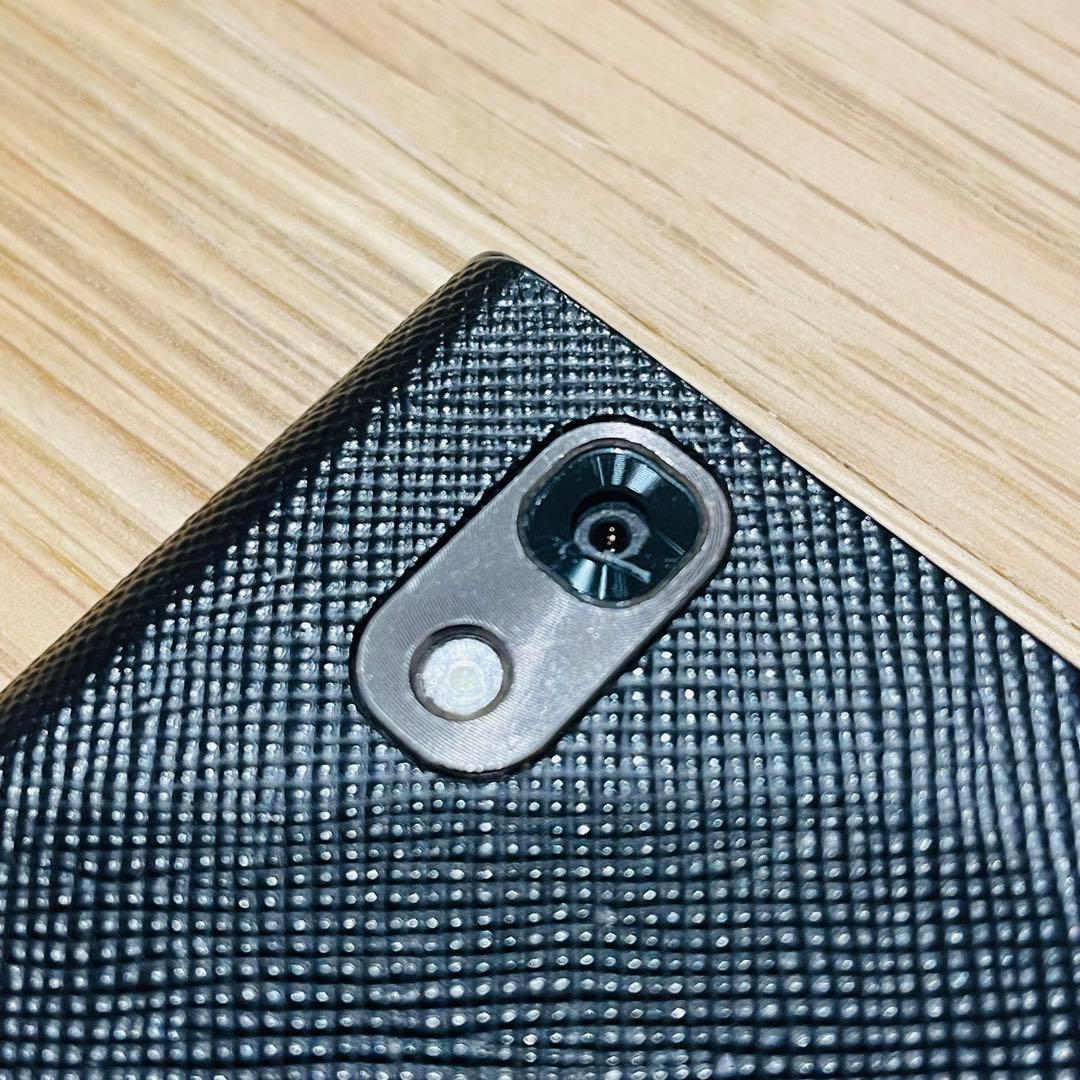 PRADA phone L-02Dスマートフォン docomo ドコモ LG