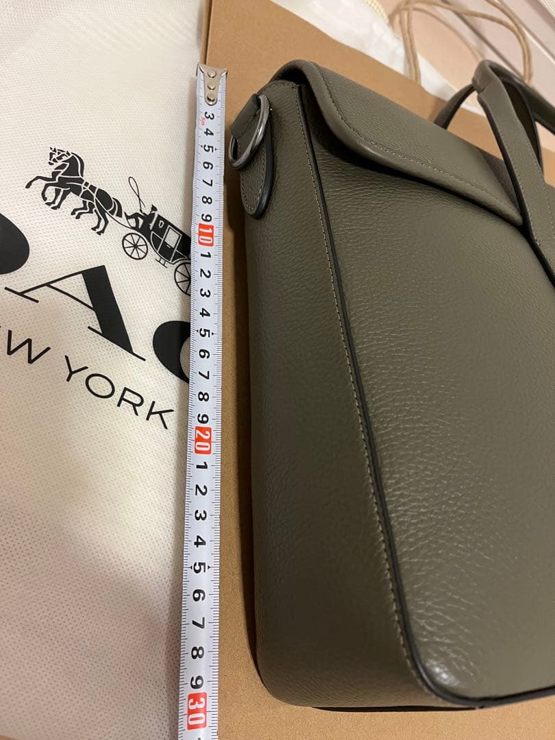 新品未使用60%オフ半額コーチcoachビジネスバッグA4サイズショルダートート