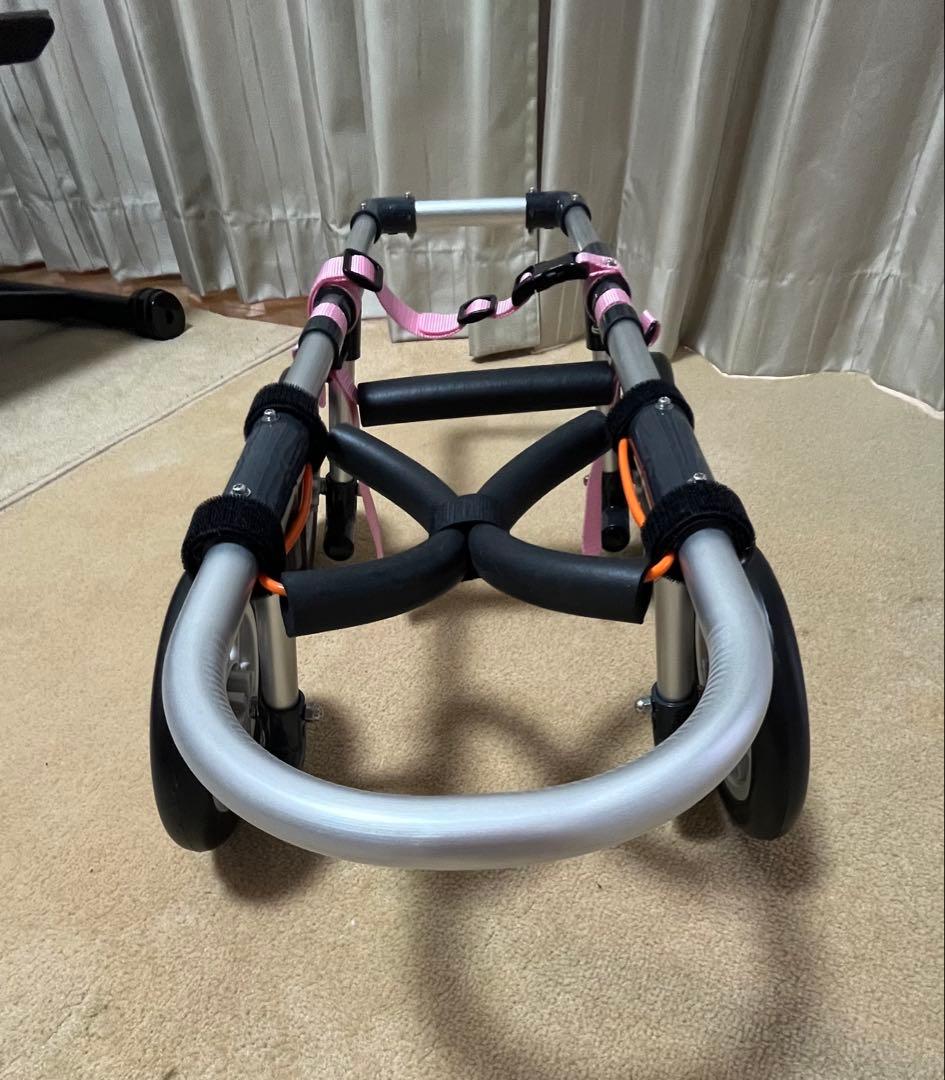 ア*！様 犬用車椅子 車いす 歩行器4輪 小型 リハビリ 介護 老犬用 アルミ製