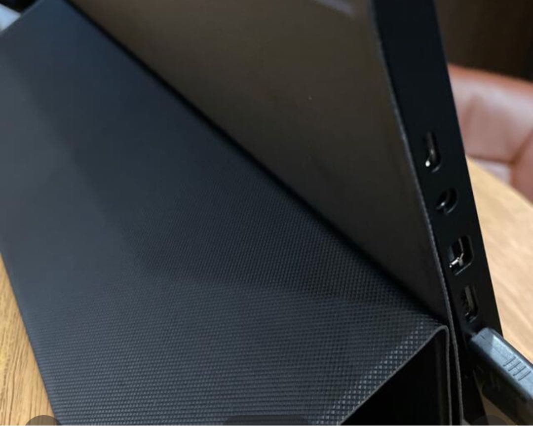 iVV 15.6インチ　4K モバイルモニター