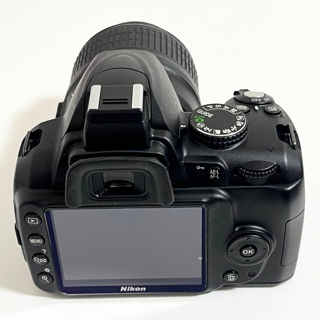 デジタルカメラ Nikon D3000