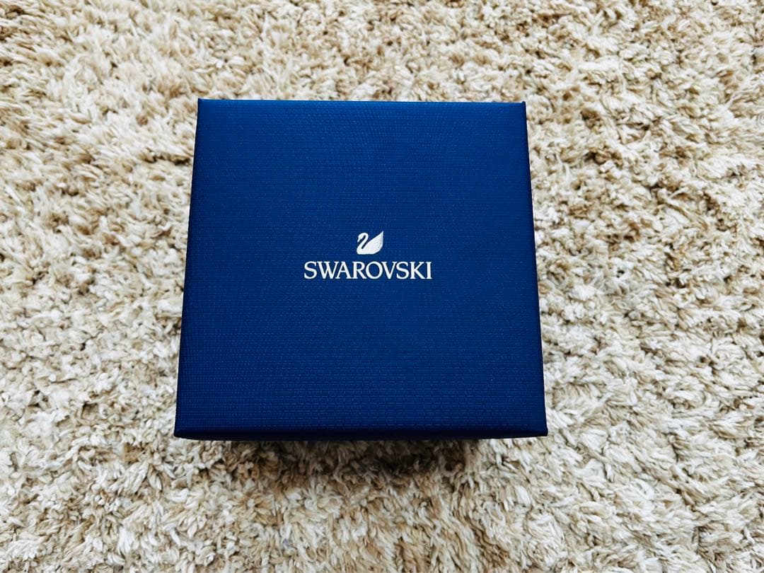 【SWAROVSKI】 スワロフスキー ブロッサミングローズRed