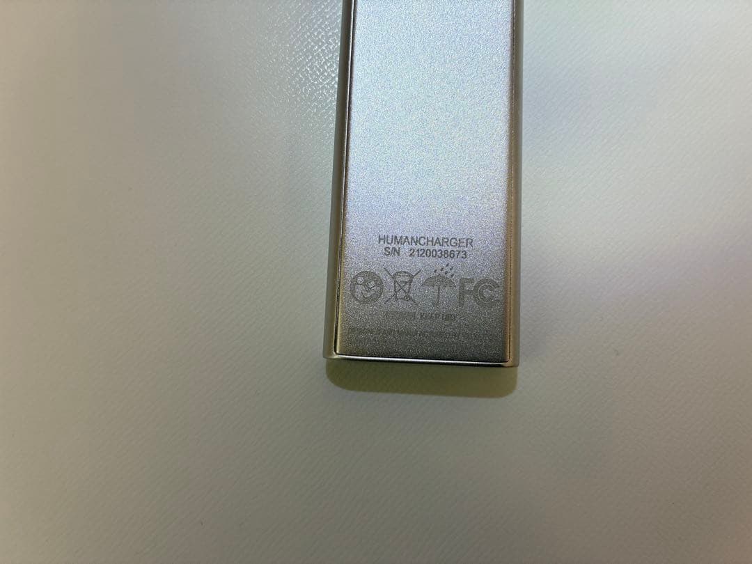 VALKEE バルケー　有線LEDイヤホン