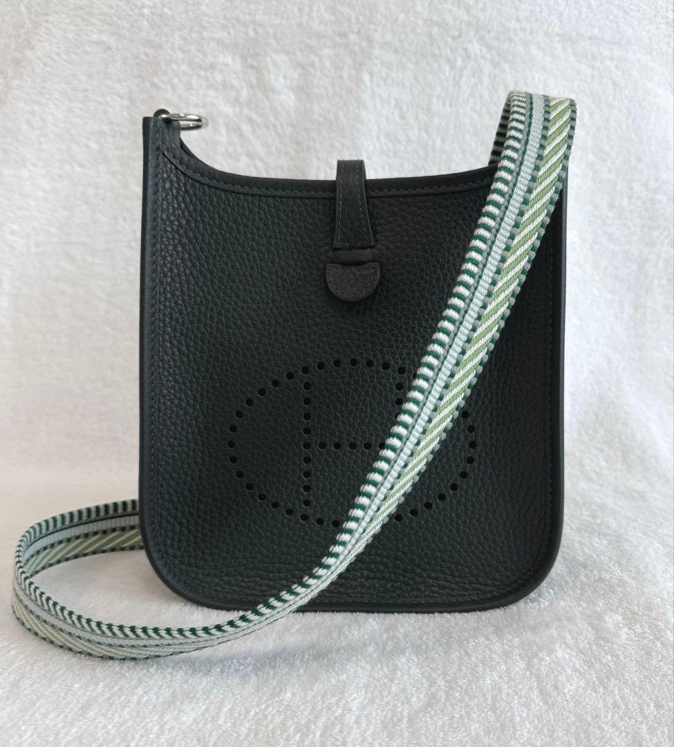 エルメス　エブリン　アマゾーヌ　新色　K刻印　バンドリエール　カヴァル　入手困難