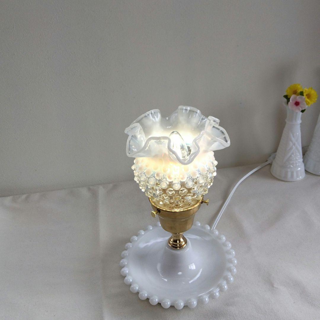 VTG フェントン フレンチ オパールセント ホブネイル ランプ