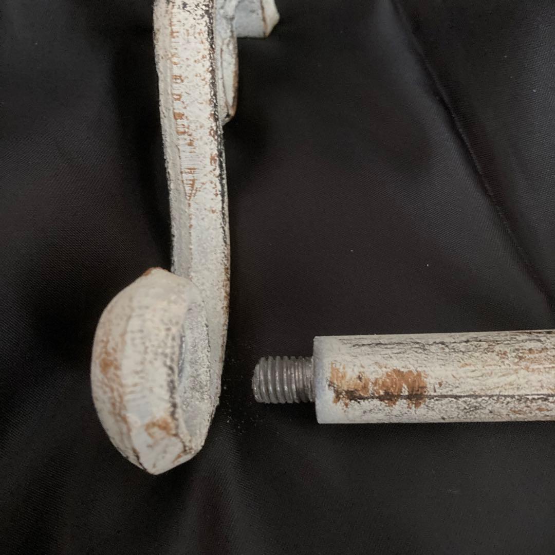 アイアンフルールドリス　シャビー　鉄製トイレットペーパーホルダー　未使用