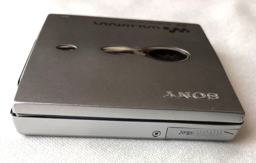【MDプレイヤー】SONY MD WALKMAN MZ-E700