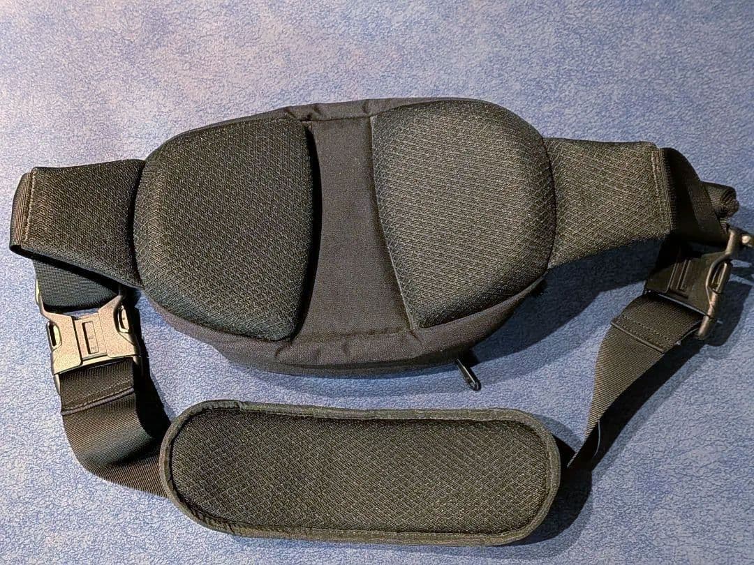 【美品】ハグー Hugoo ヒップシート