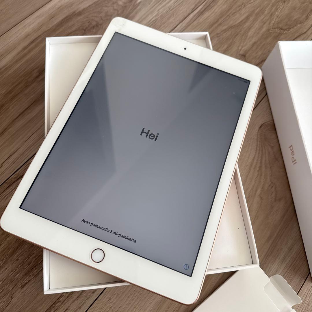 iPad mini第6世代　本体 充電ケーブル・アダプタ付き