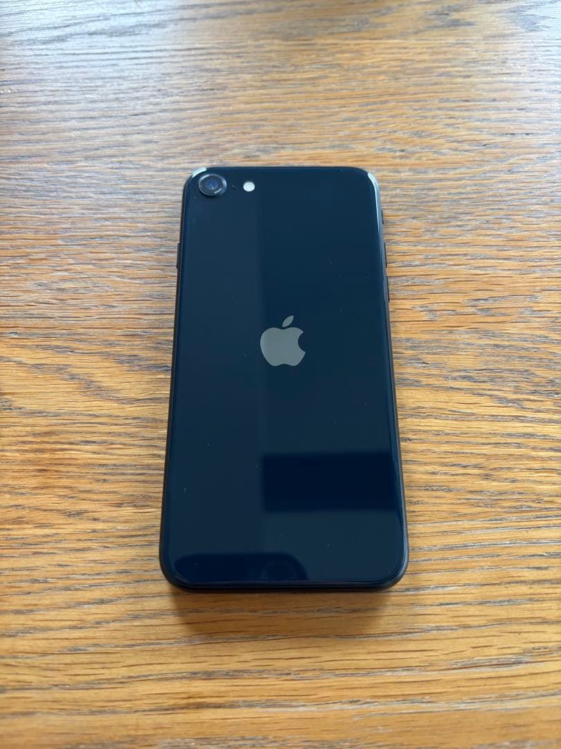 【美品】iPhone SE 第3世代 128GB ブラック