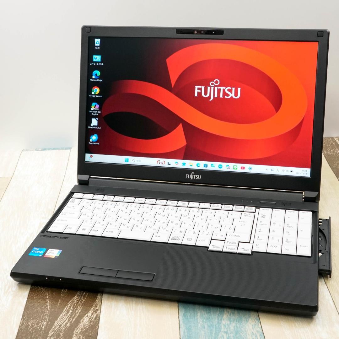 超高速大容量新品ＳＳＤ１ＴＢ搭載✨美品の２０２３年製✨１２世代ｉ５に大容量メモリ