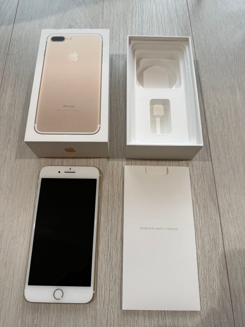 iPhone 7 Plusゴールド128GB 箱付付属品なし docomoロック