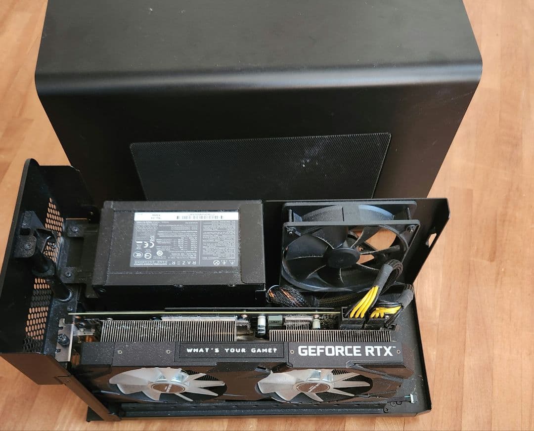 グラフィックボード・グラボ・ビデオカード Razer Core X Chroma + RTX2060S eGPU Box